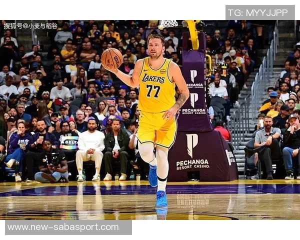 湖人揭幕战球员评分揭晓东契奇独领风骚新援艾顿惨遭D级评价