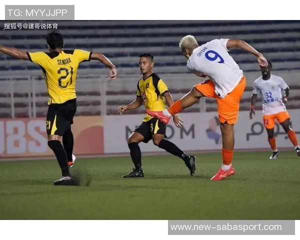 克雷桑身穿巴西9号球衣现场助威激情对决韩国队