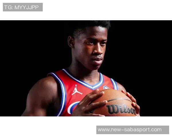 无奈失利VJ埃奇库姆尽显个人能力单场砍下26分6板却难救球队 无奈失利VJ埃奇库姆尽显个人能力单场砍下26分6板却难救球队